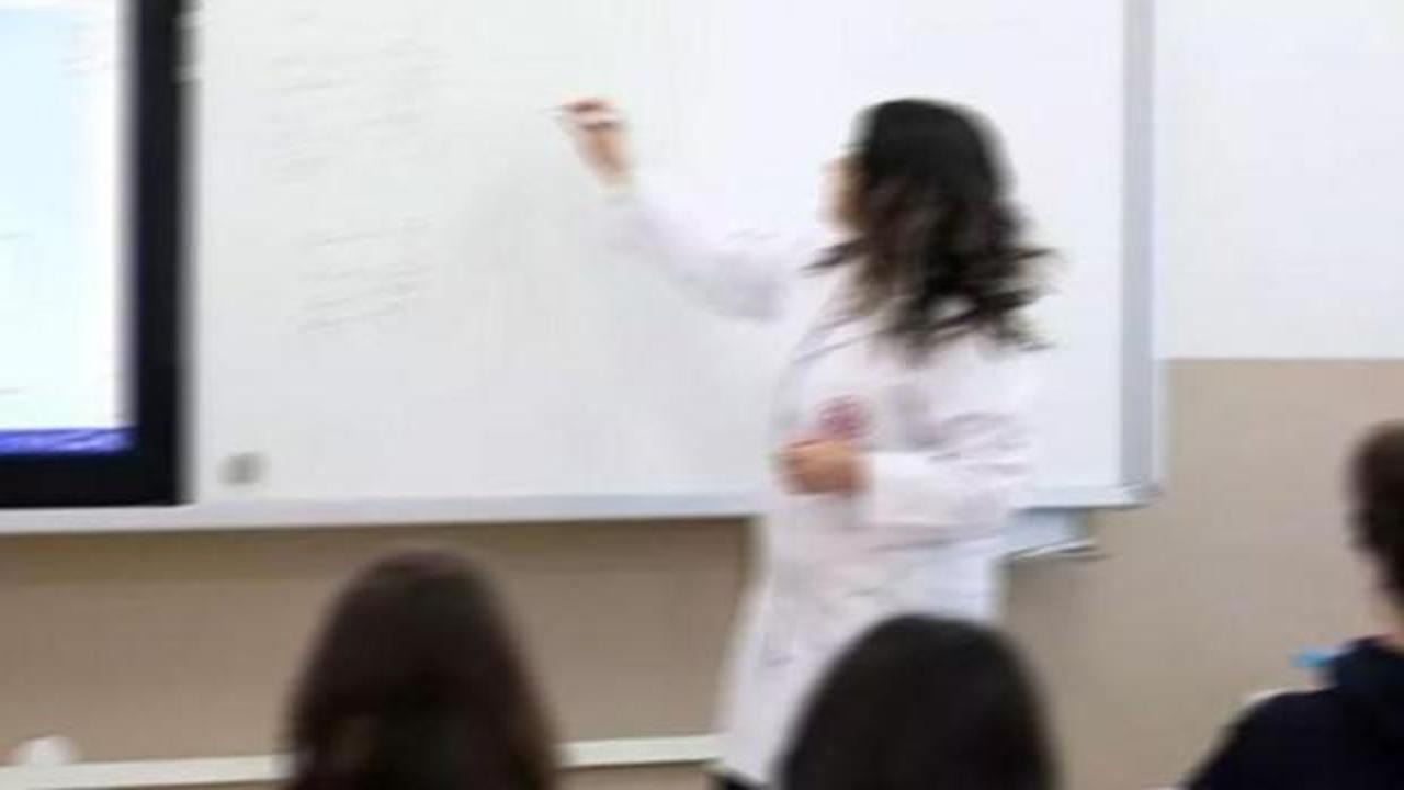 Öğretmen atama ve yer değiştirme yönetmeliği Resmi Gazete'de yayımlandı