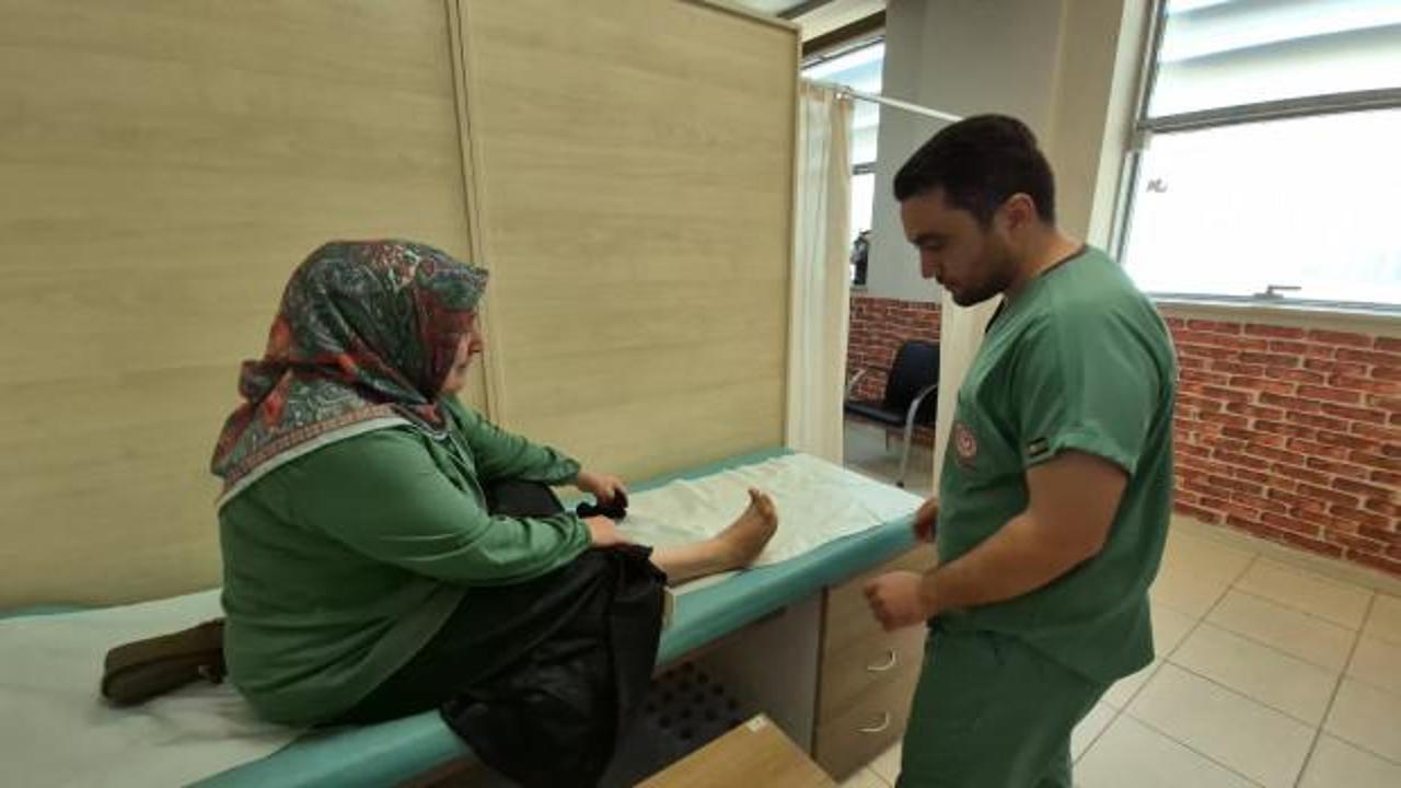 Hastalığı kabus oldu! Ayakları var ama ilk kez 51 yaşında ayakkabı giydi