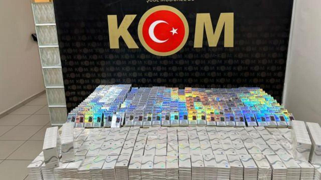 İzmir'de kaçakçılık operasyonu; 8 gözaltı