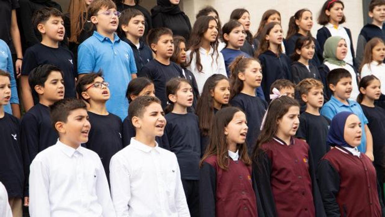 'Kardan aydınlık' YETEV öğrencilerinin sesiyle Gazze için yükseldi