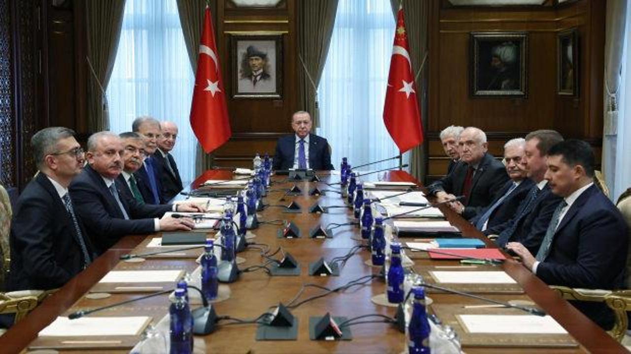 Kritik toplantı sonrası Türkiye'den açıklama: Asla yalnız bırakmayacağız