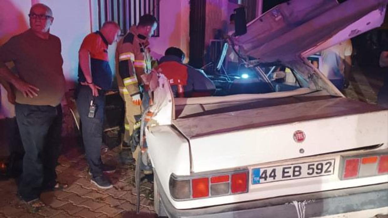 Mardin'de traktörle çarpışan otomobildeki 4 kişi yaralandı