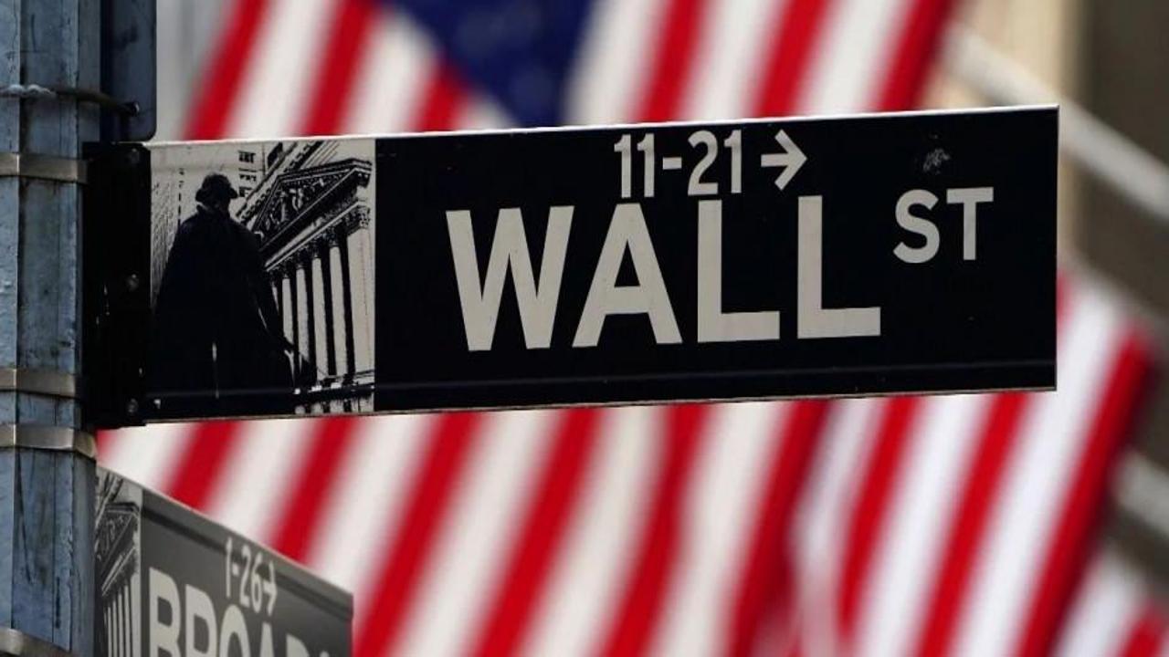 New York borsası sert düşüşle açıldı