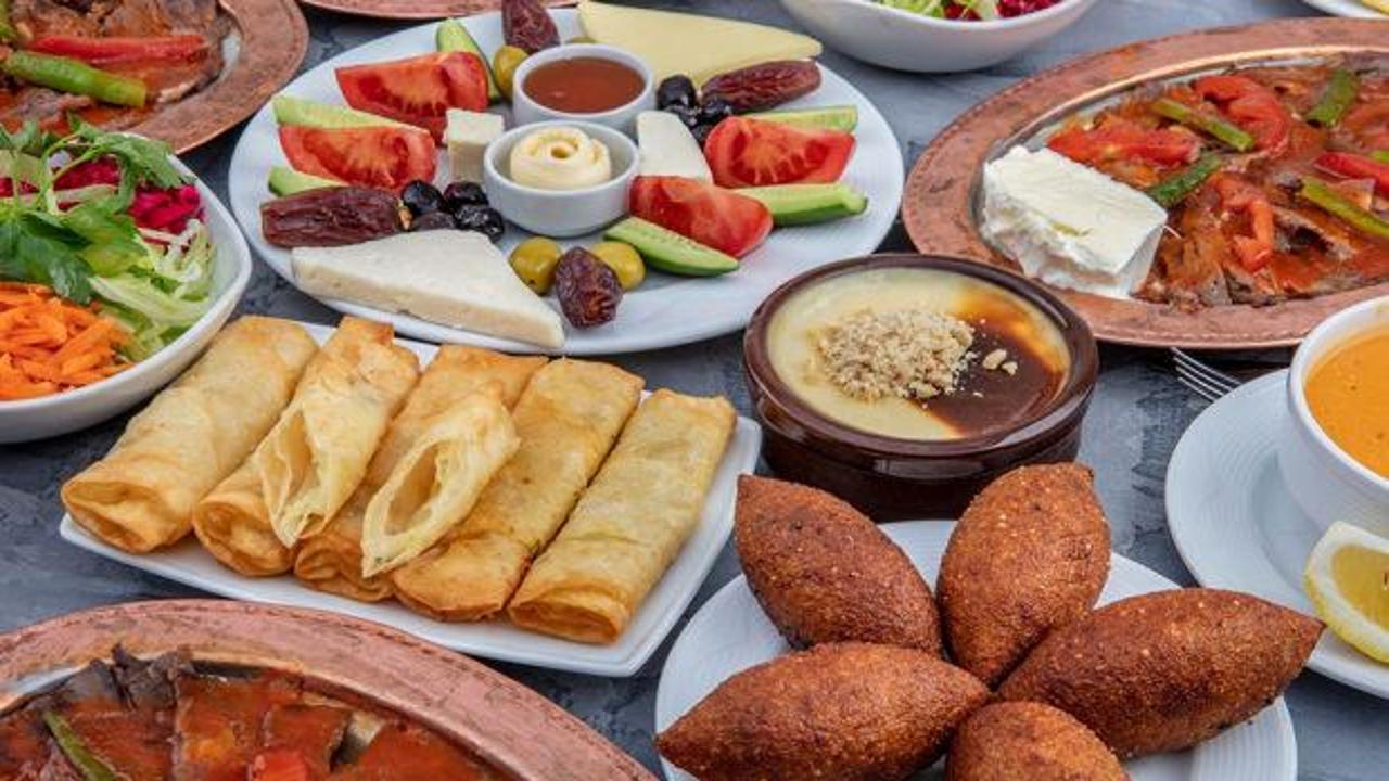 Uzman Diyetisyenden Ramazan'da sağlığınızı tehlikeye atmadan beslenme önerileri